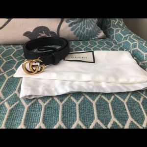 Gucci leather belt with double G buckle